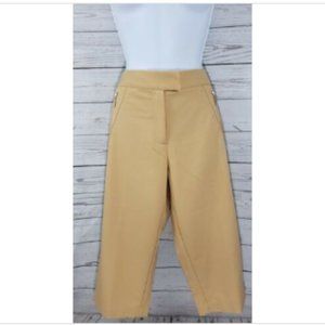 TAIL Capri Activewear Sz 6 Camel Gold Studded